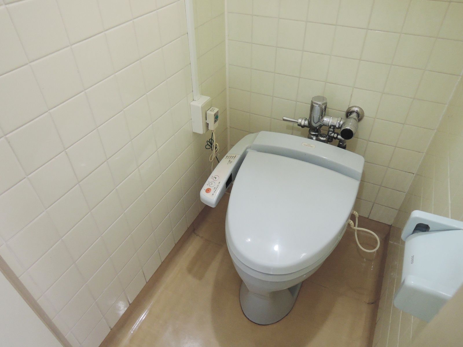男女別トイレ個室