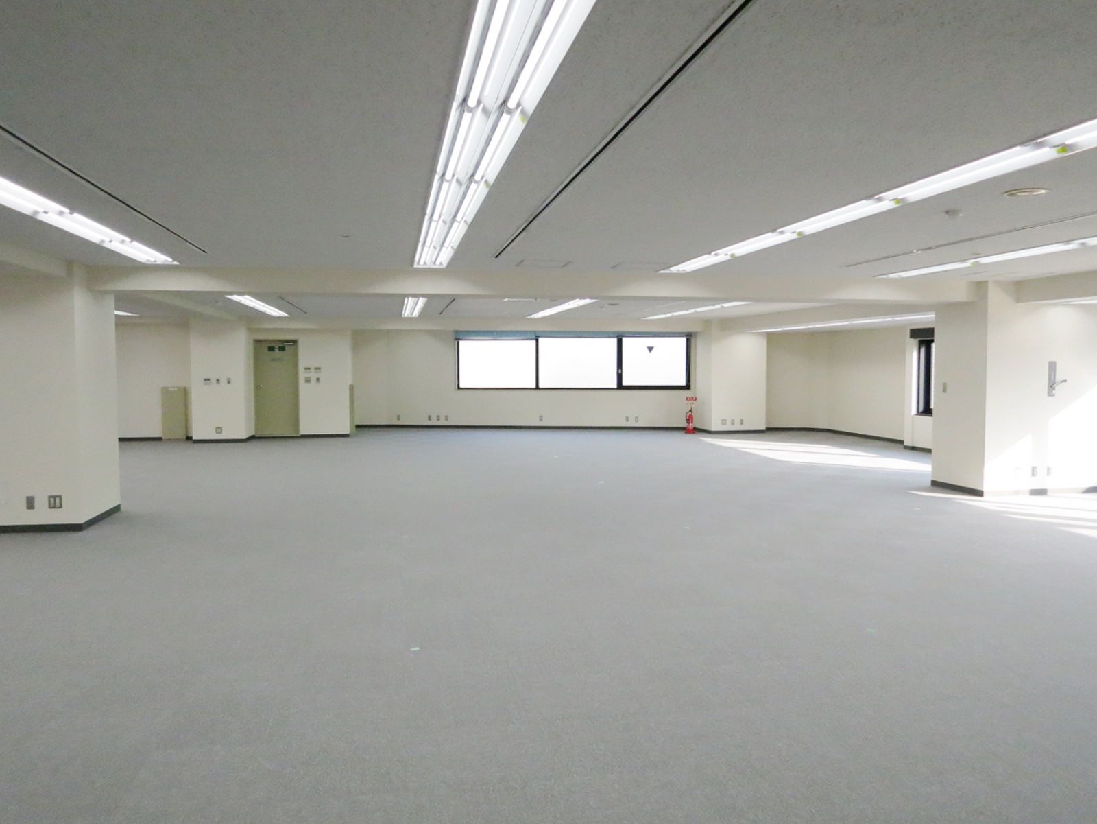 オフィス室内参考画像（S棟・3階）