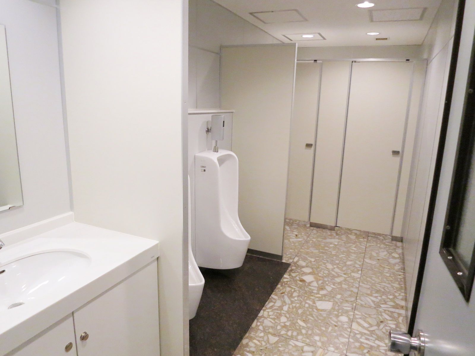 男性用お手洗い