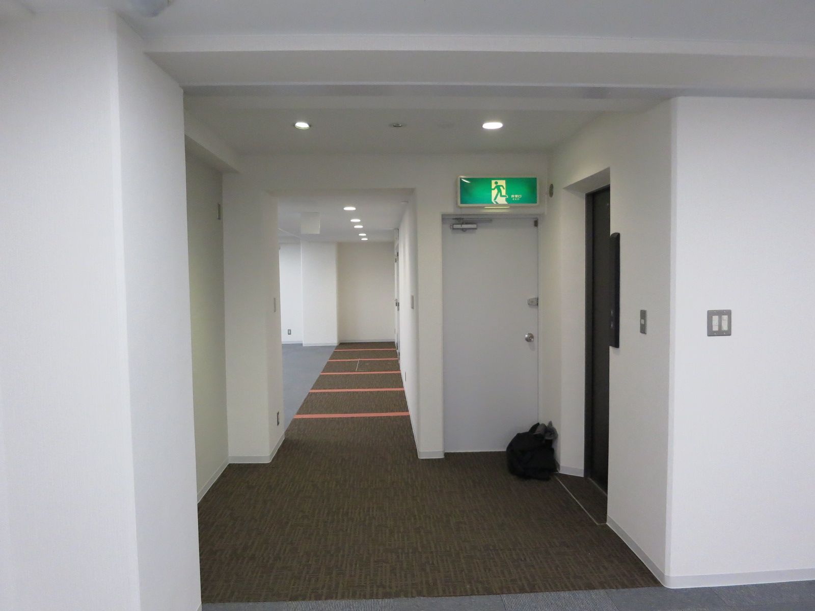 エレベーターホール