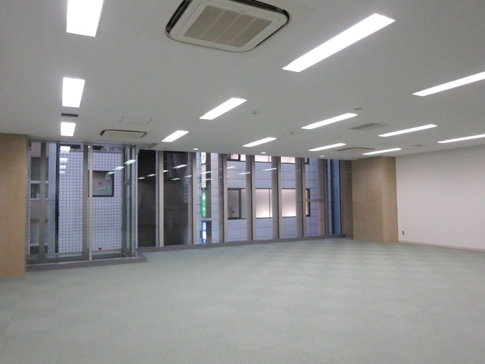 オフィス室内参考画像(3階)
