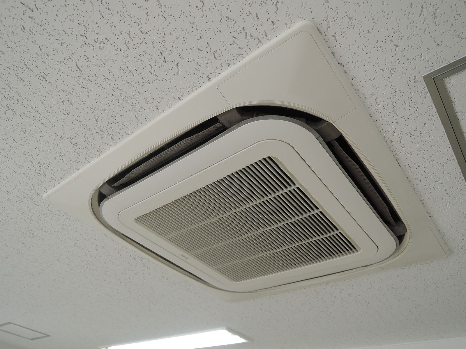 空調吹き出し口