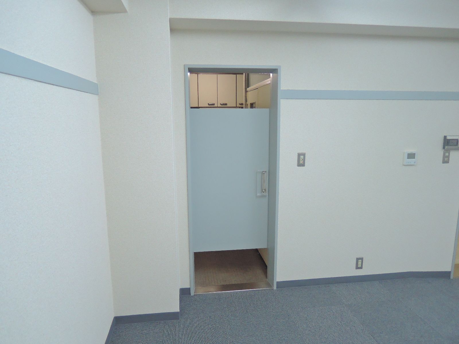 給湯室出入り口