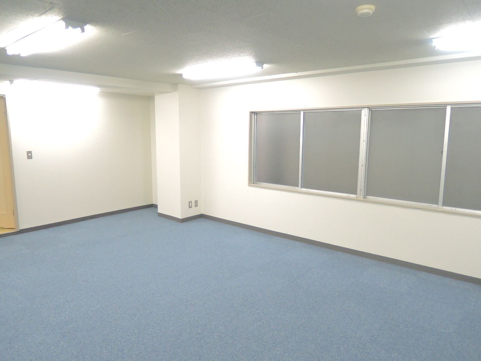 オフィス室内参考画像（3階）