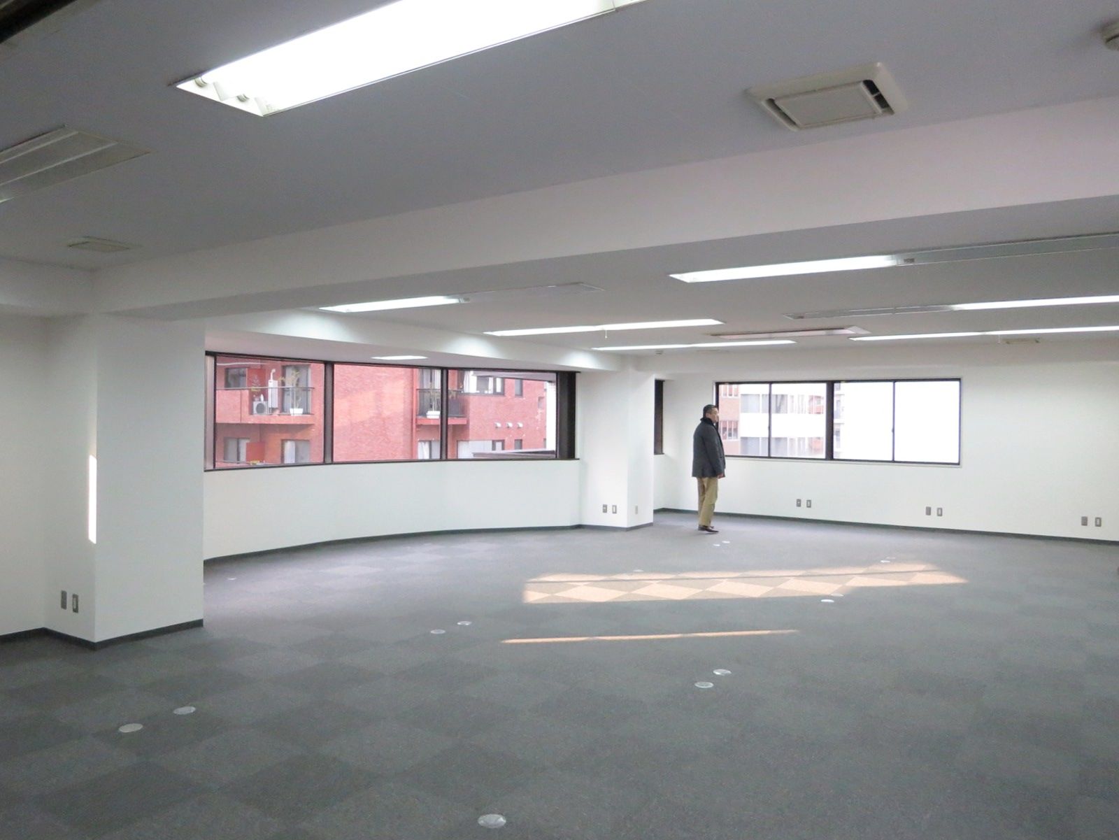 オフィス室内参考画像(5階)