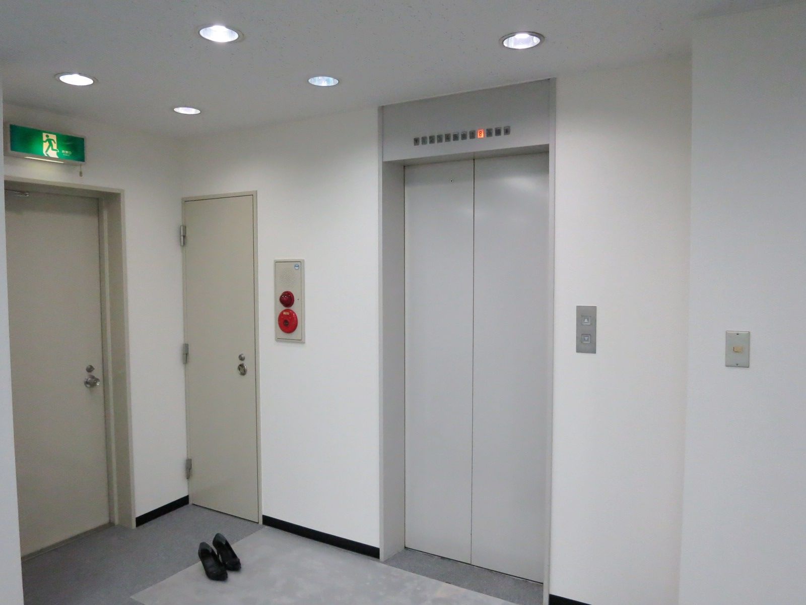 エレベーターホール