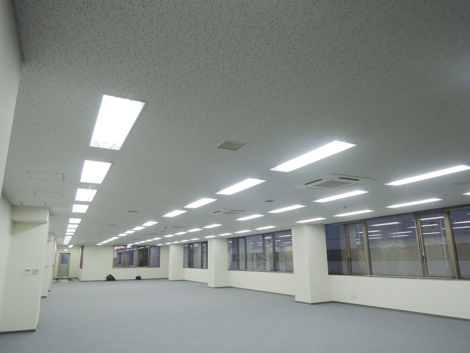 オフィス室内参考画像（7階）