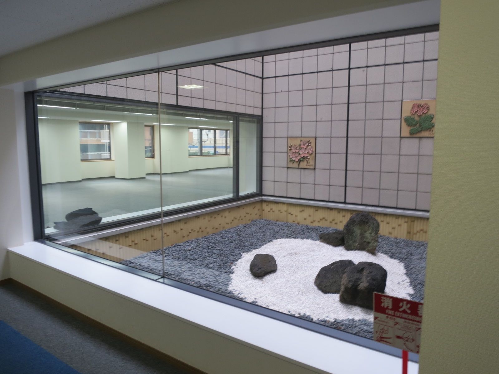 室内から見える中庭(フロアによって異なる場合あり)