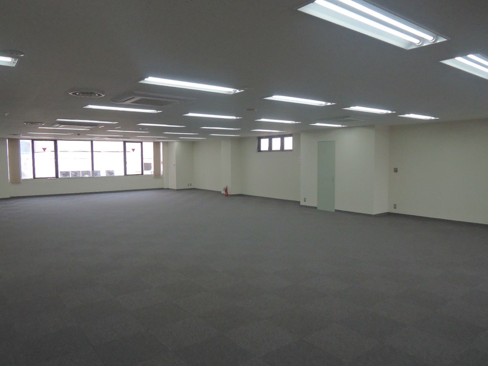 オフィス室内参考画像（7階）