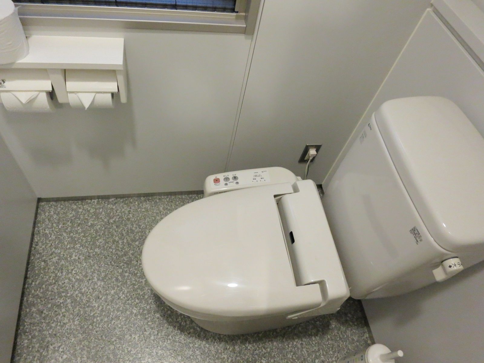 トイレ個室
