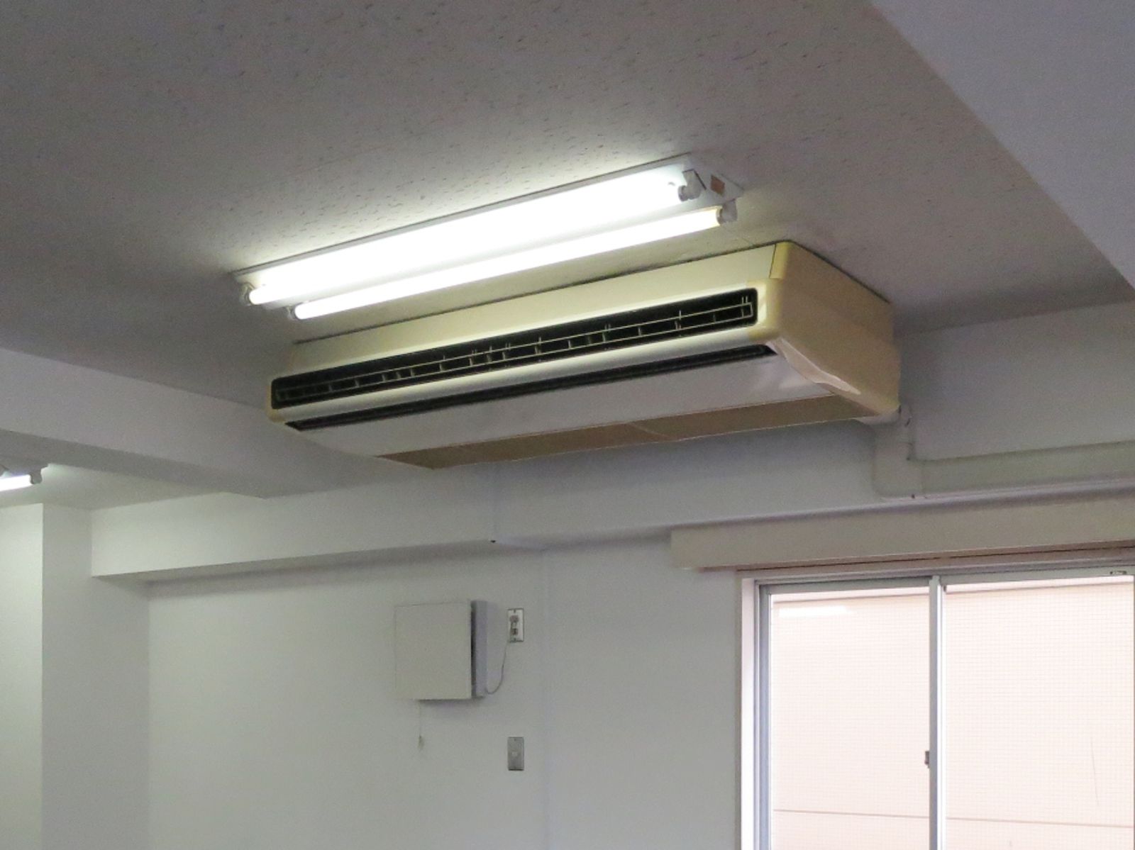 空調吹き出し口
