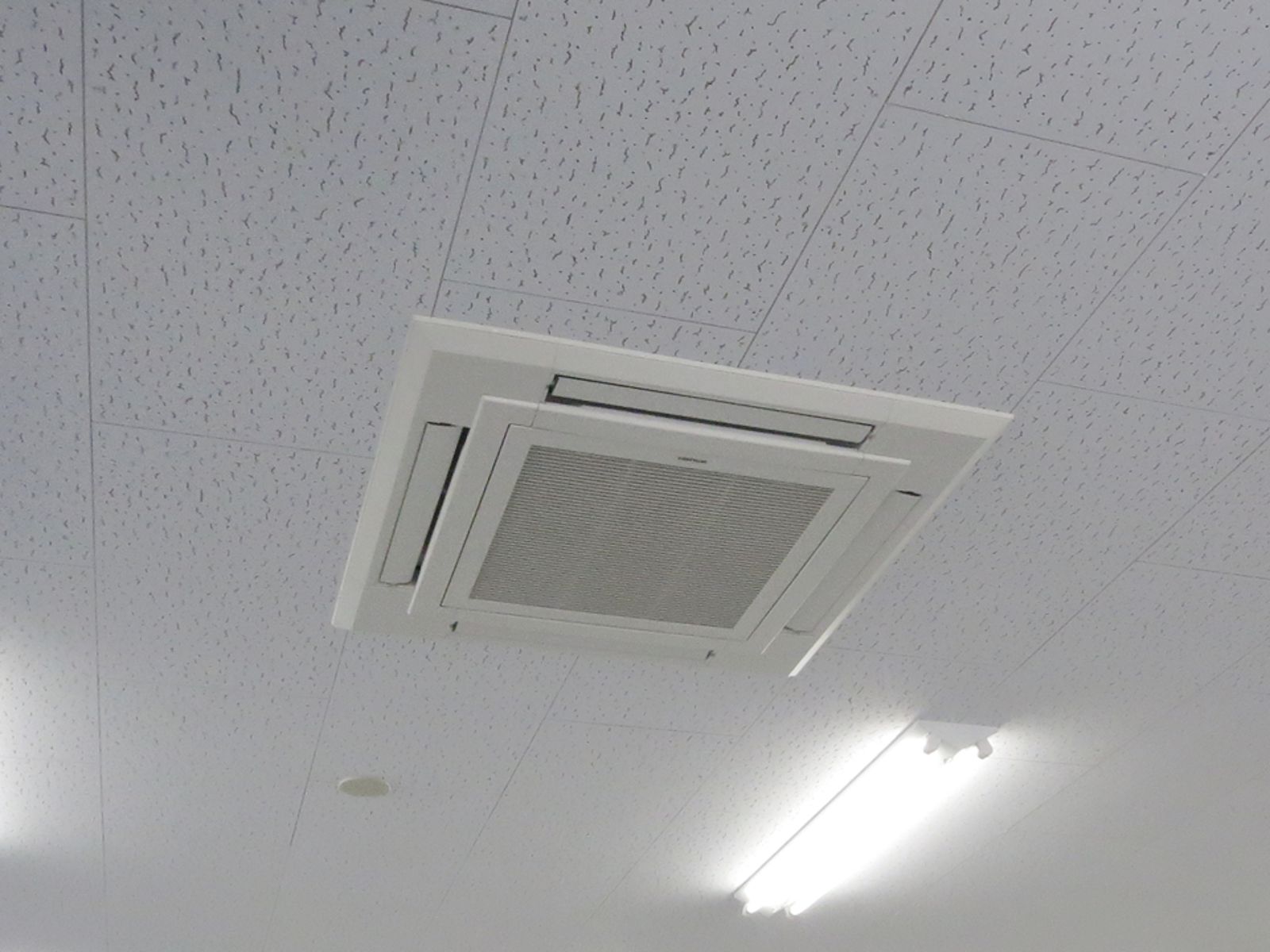 空調機器