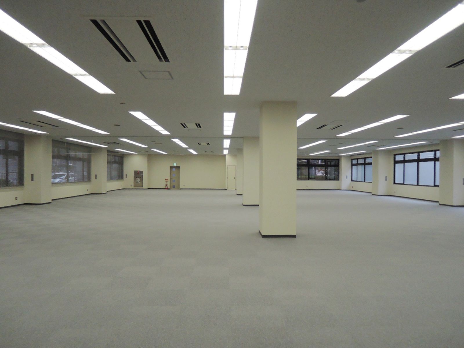 オフィス室内参考画像（1階）