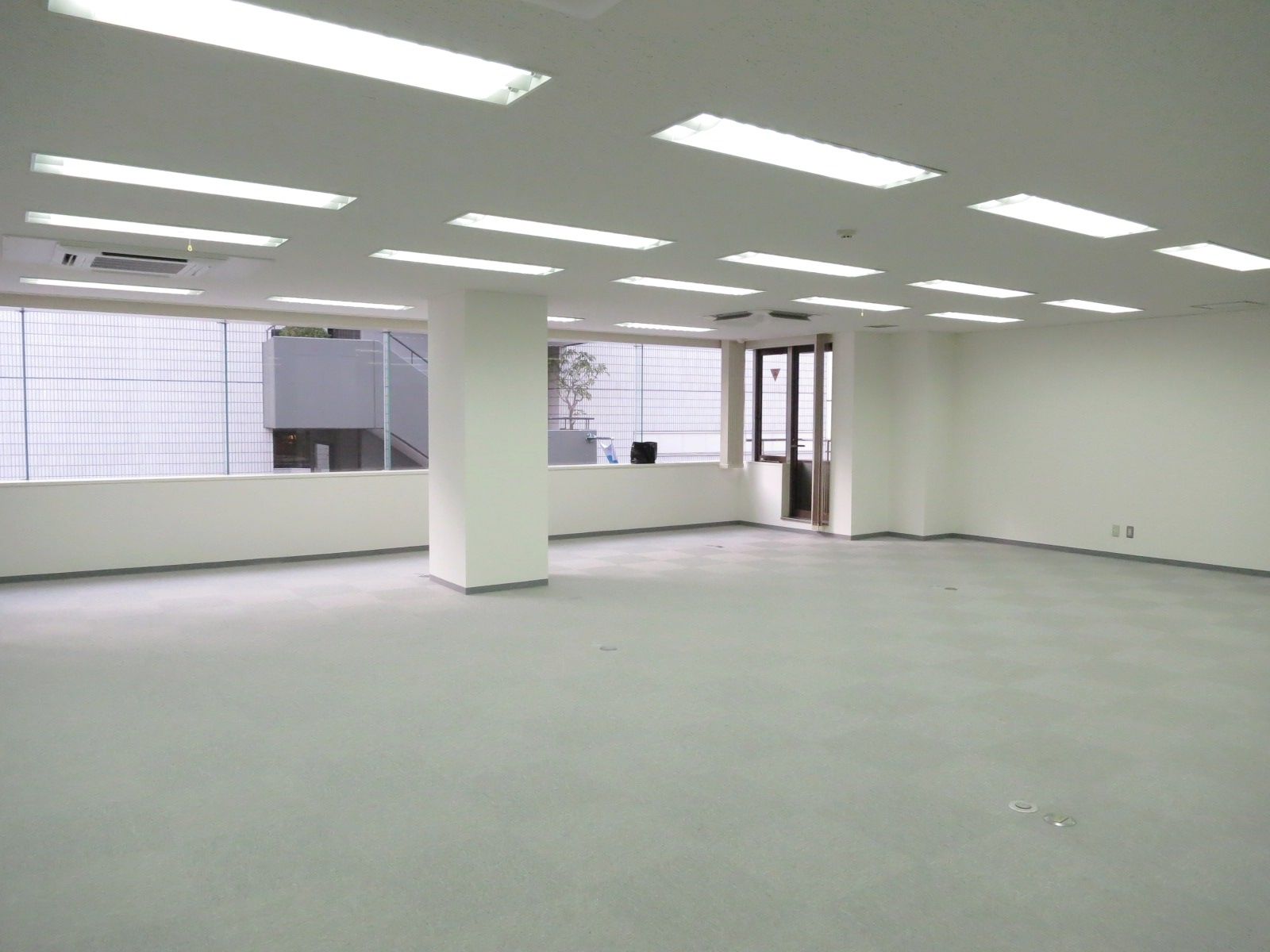 オフィス室内参考画像（3階）