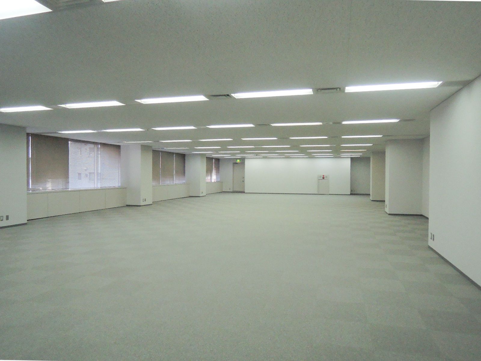 無柱の空間
