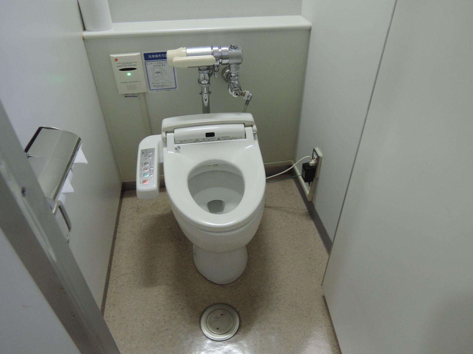 トイレ個室