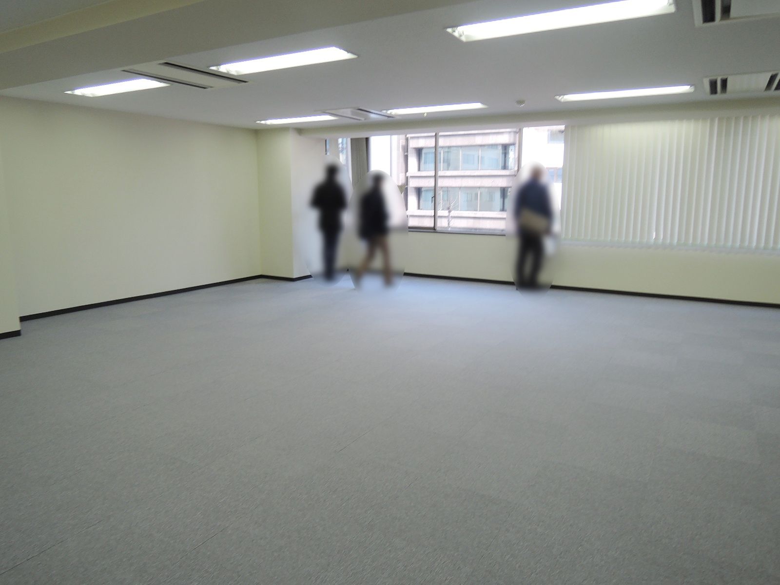 オフィス室内参考画像