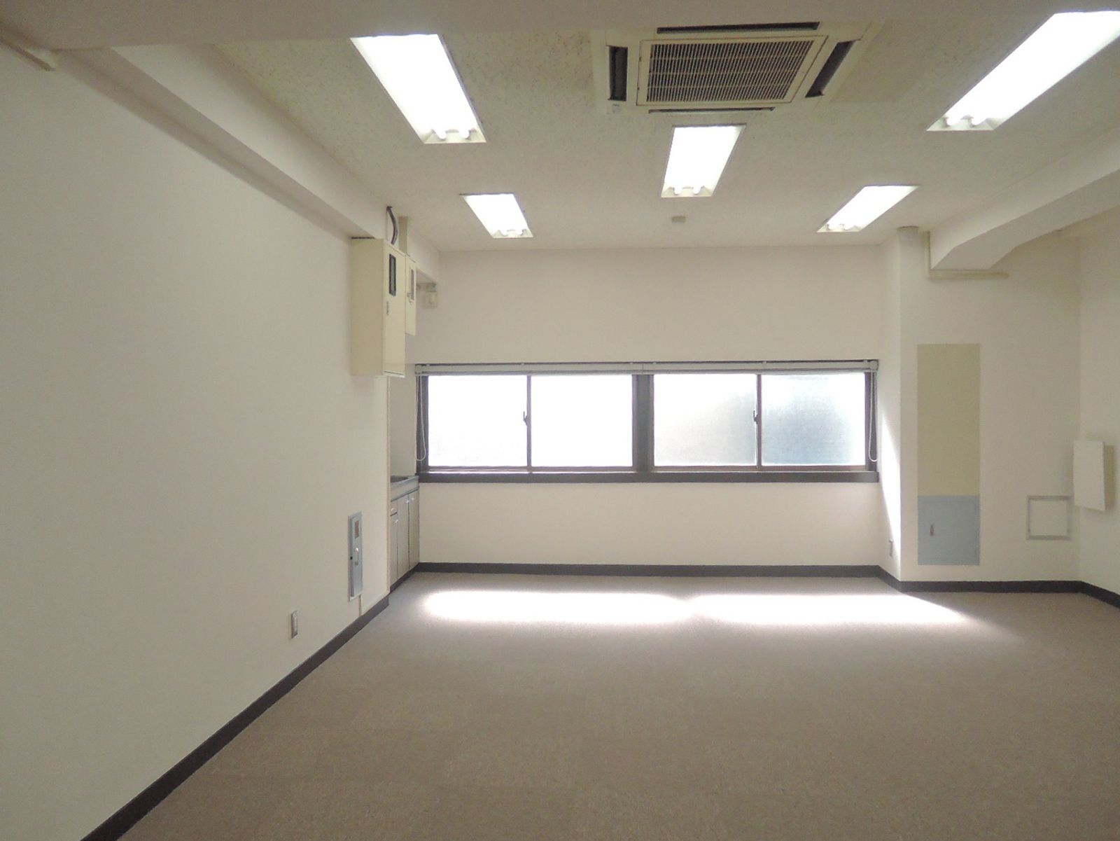 オフィス室内参考画像（7階）