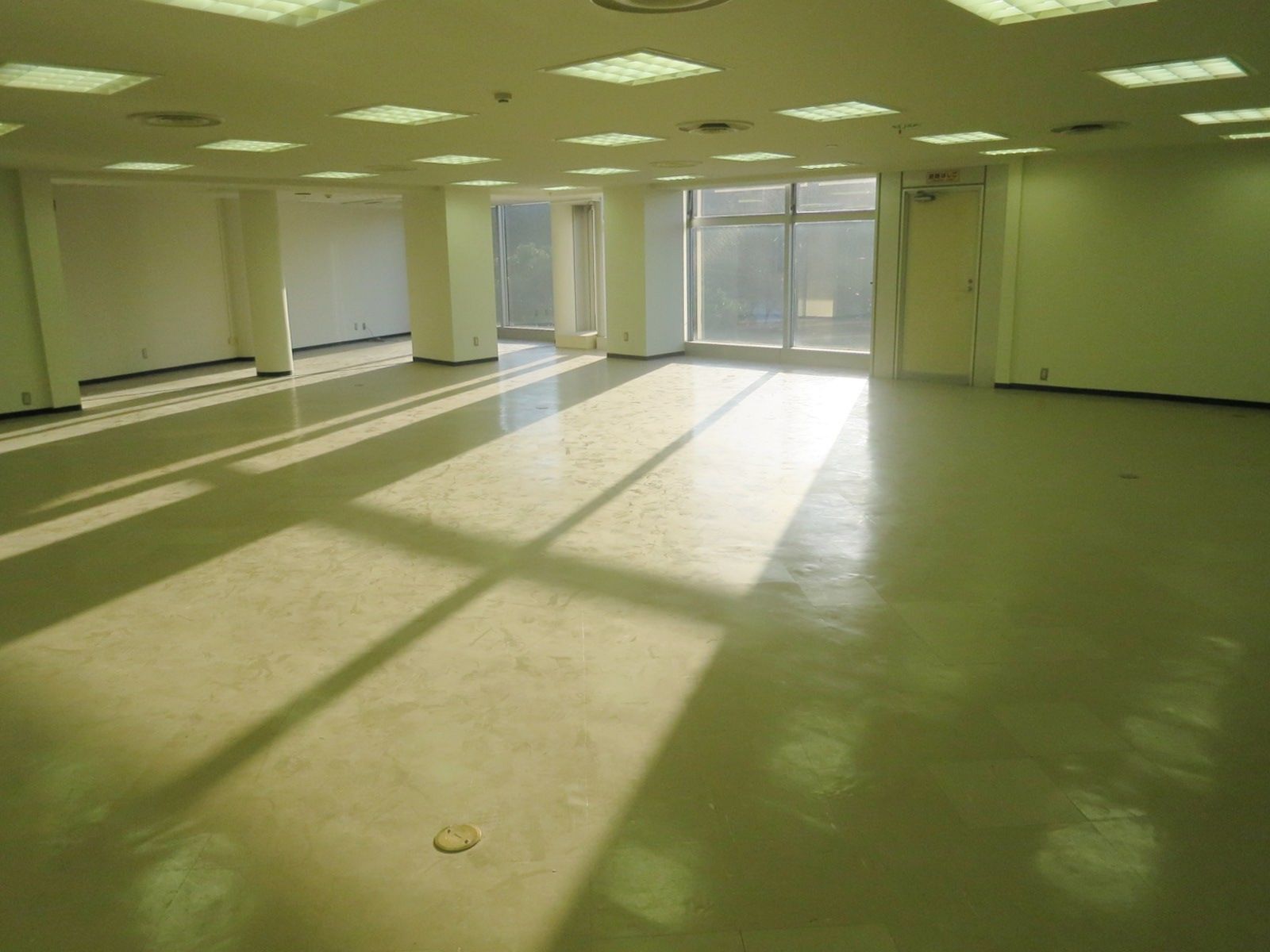 オフィス室内参考画像（5階）
