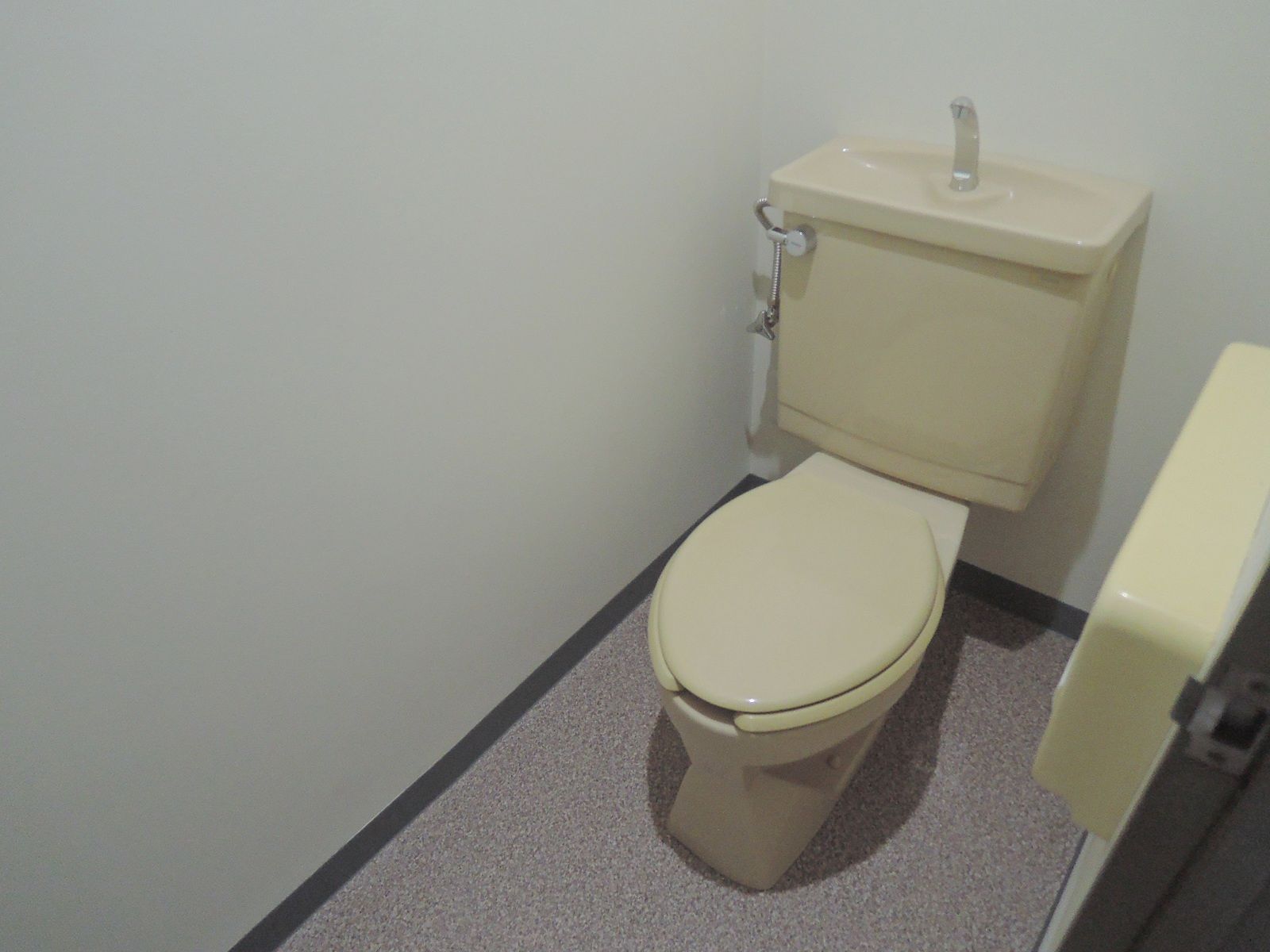 トイレ個室