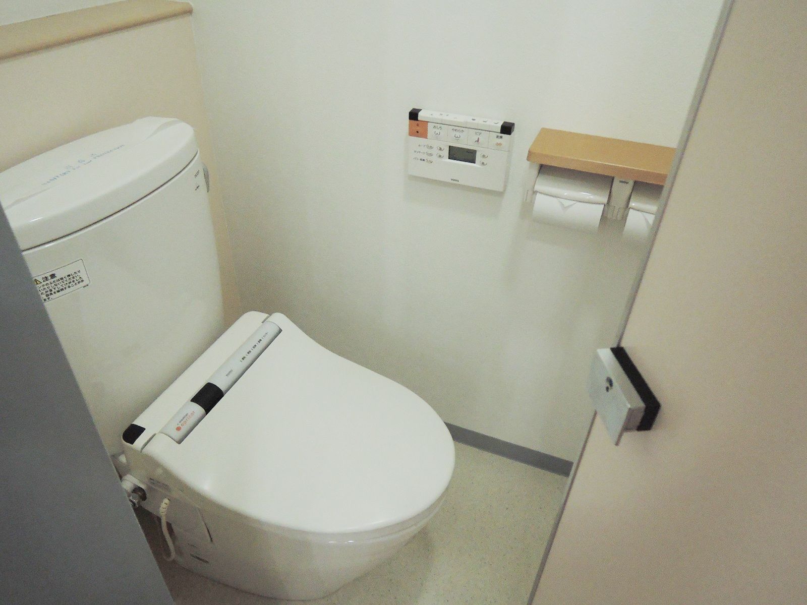 トイレ個室