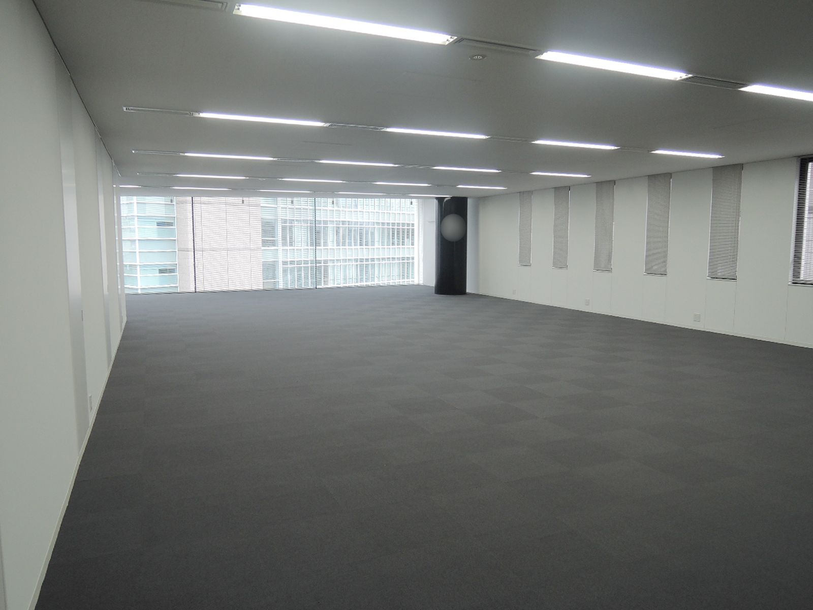 オフィス室内参考画像