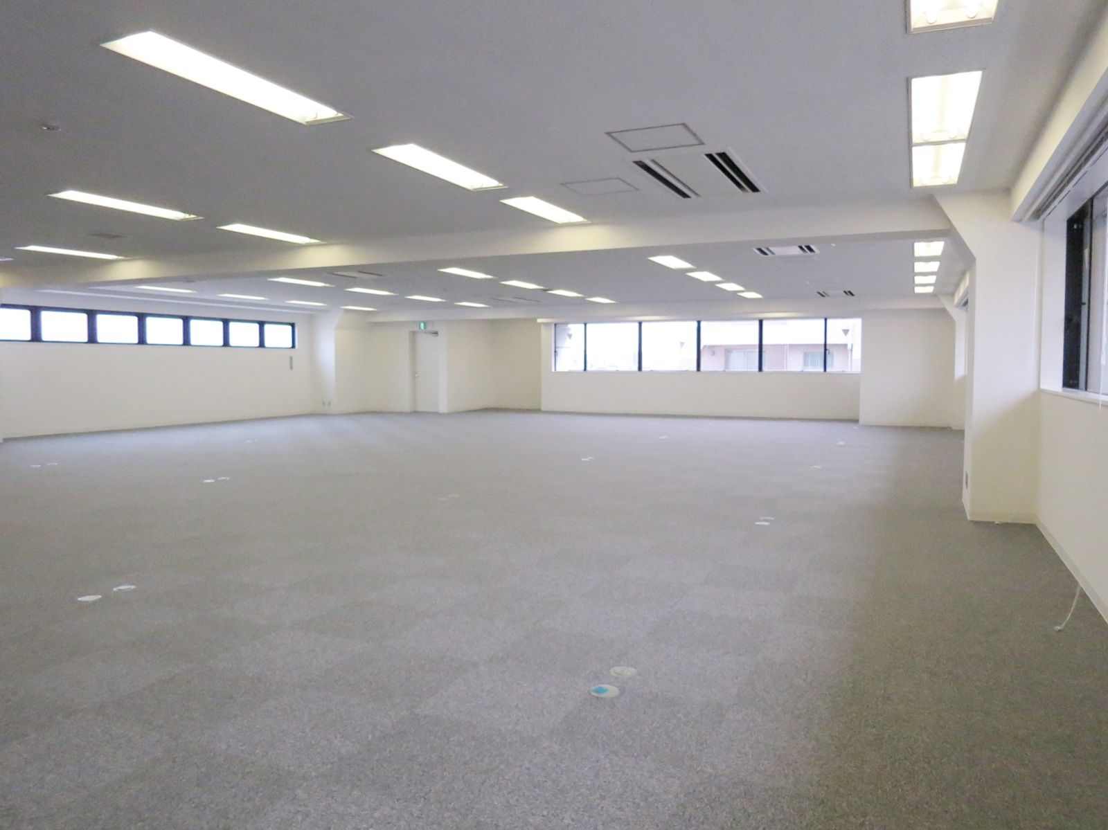 オフィス室内参考画像（10階）