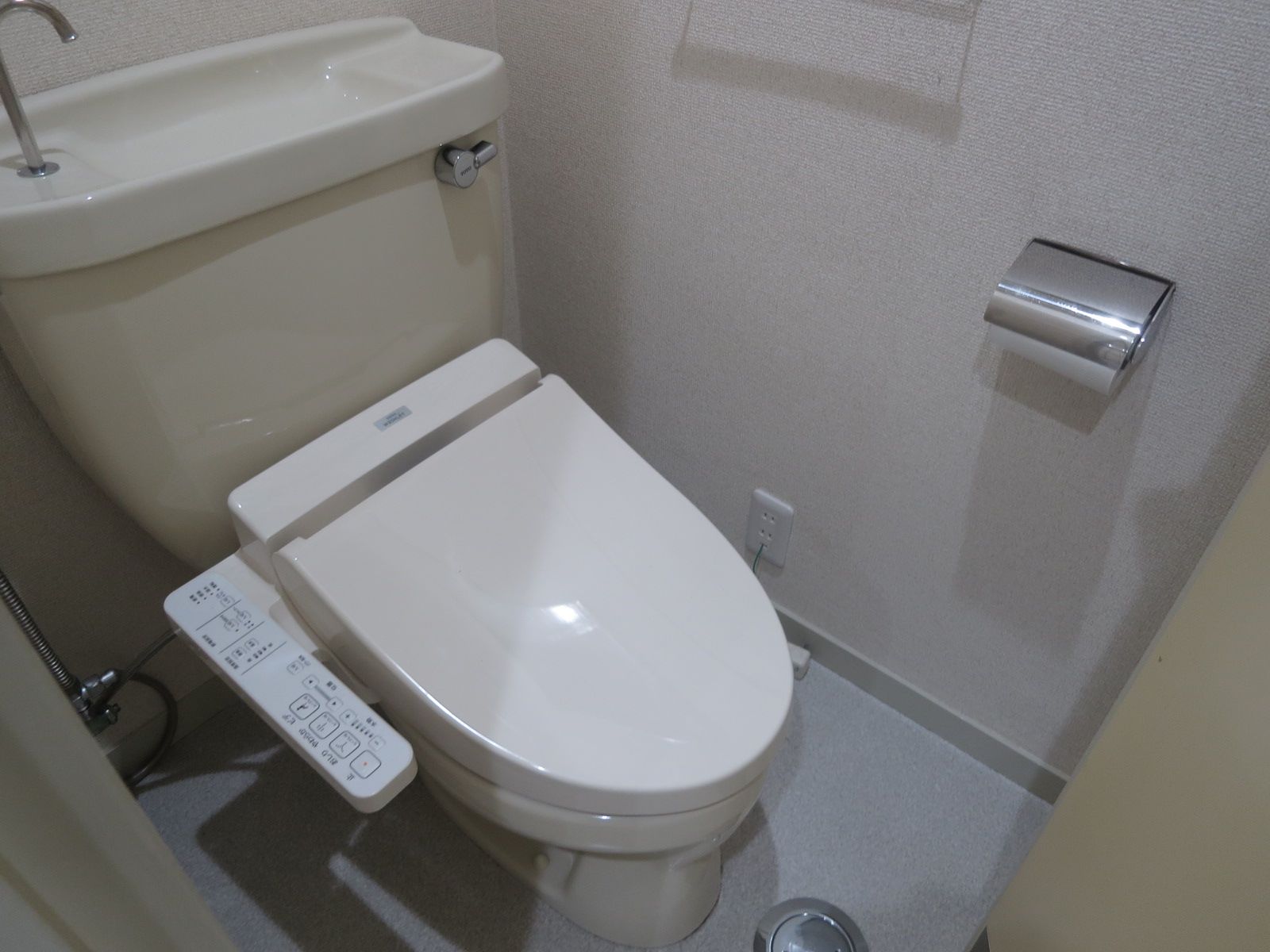 トイレ個室