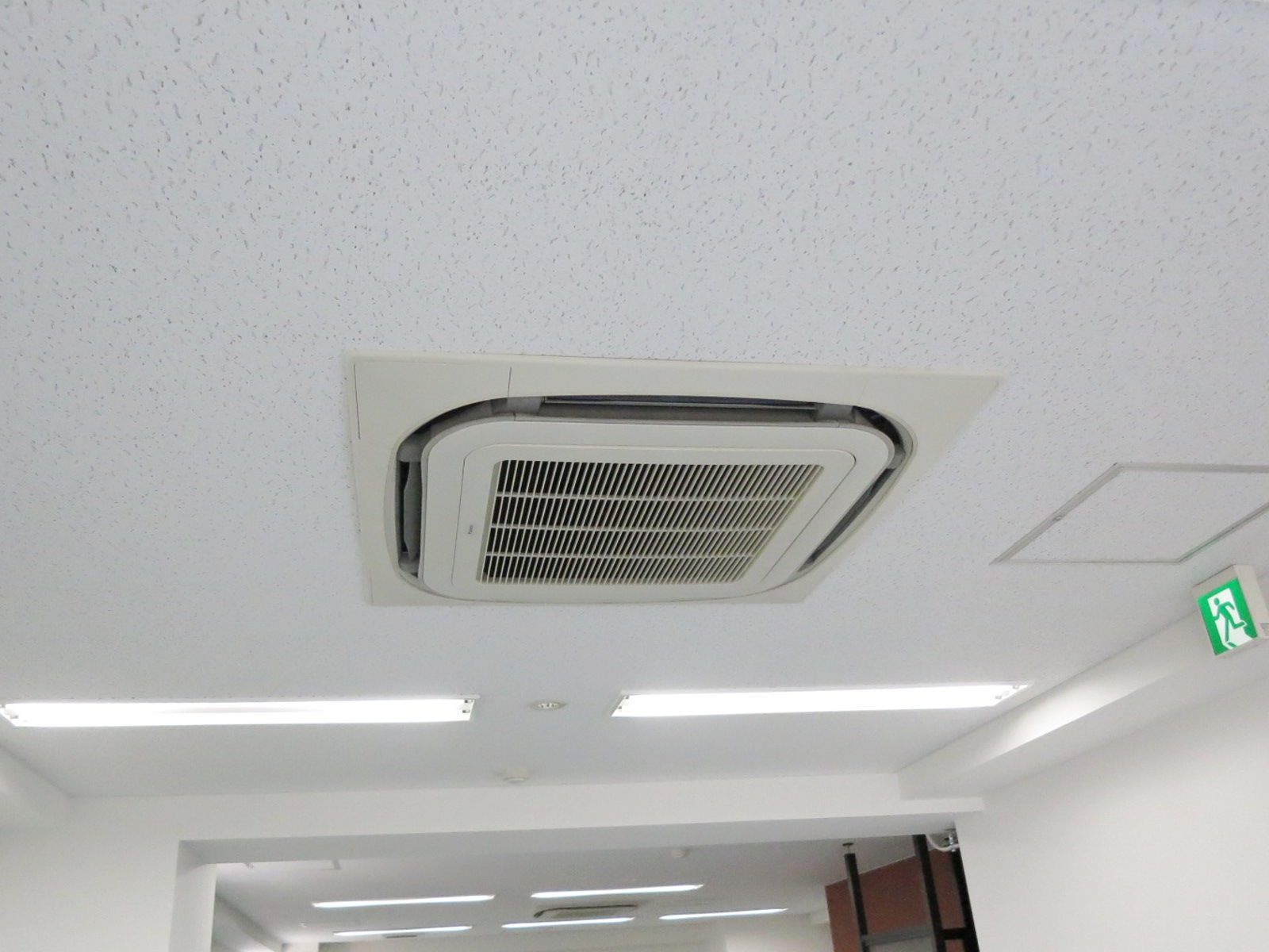 空調