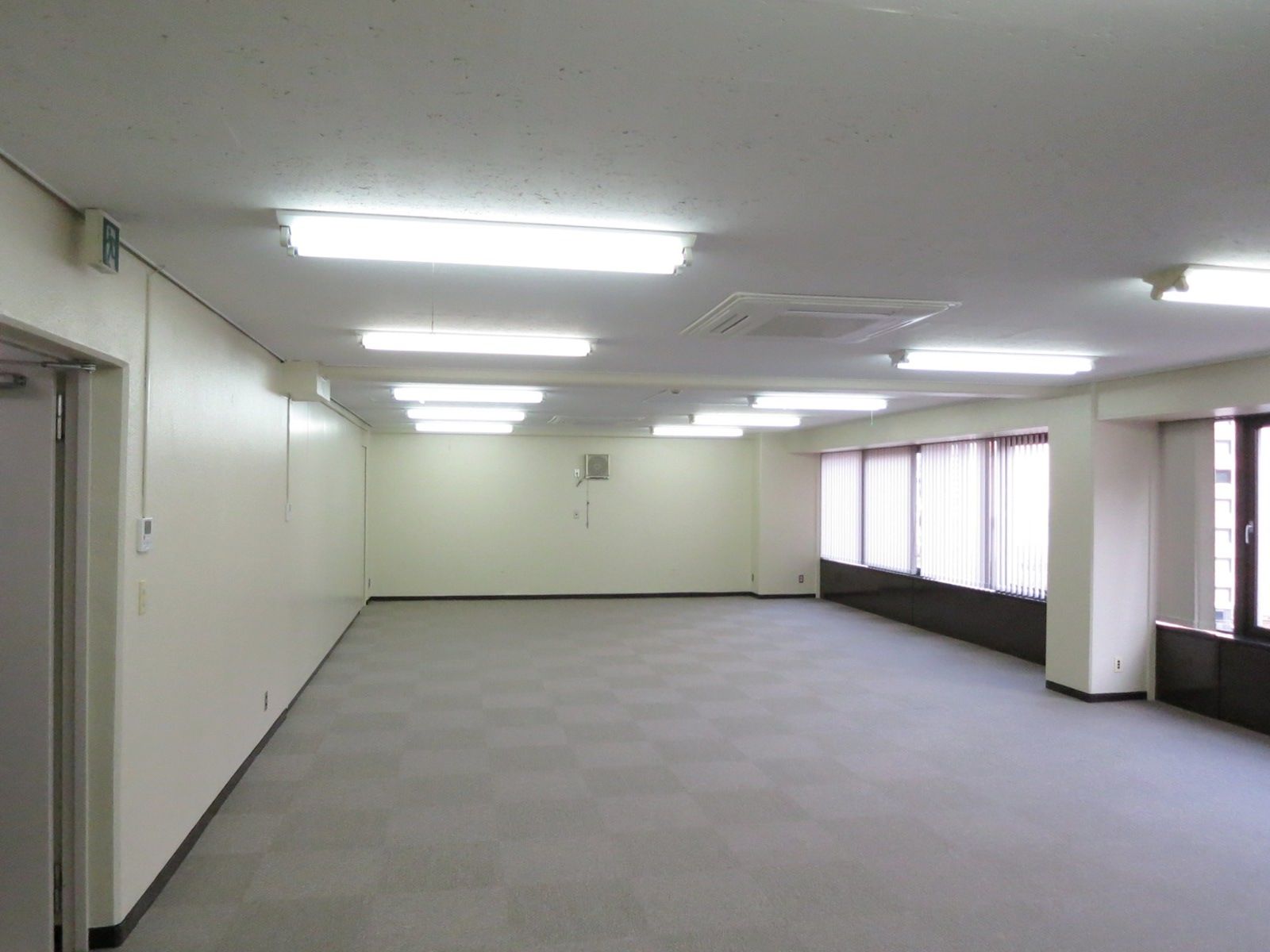 オフィス室内参考画像(7階32坪)