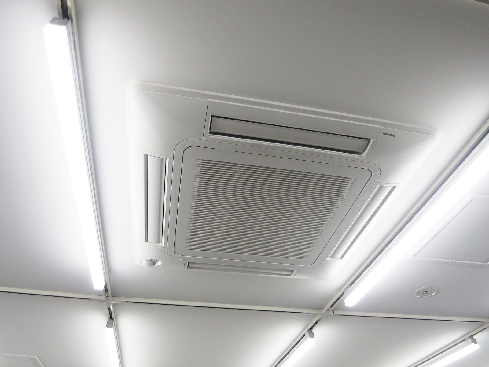 空調吹き出し口