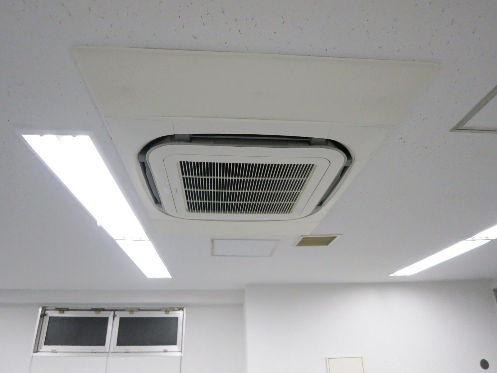 空調吹き出し口