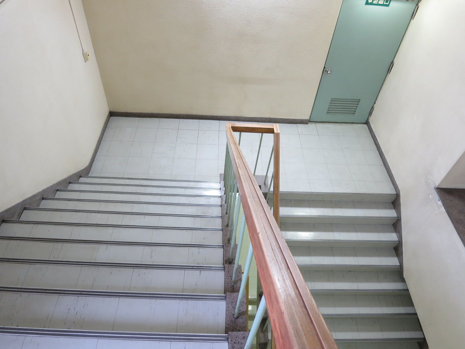 内階段