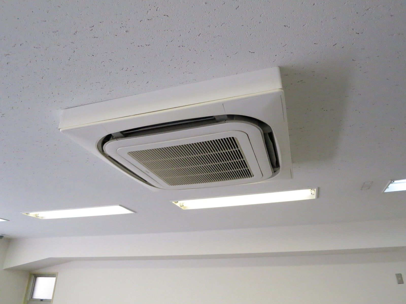 空調吹き出し口