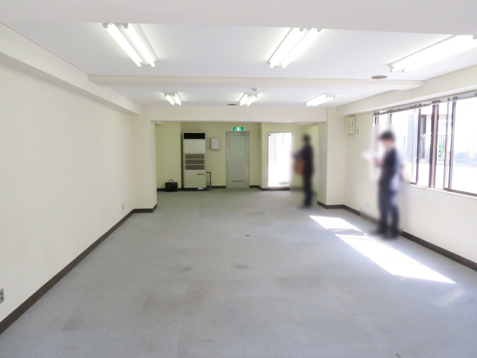 細長い貸室形状