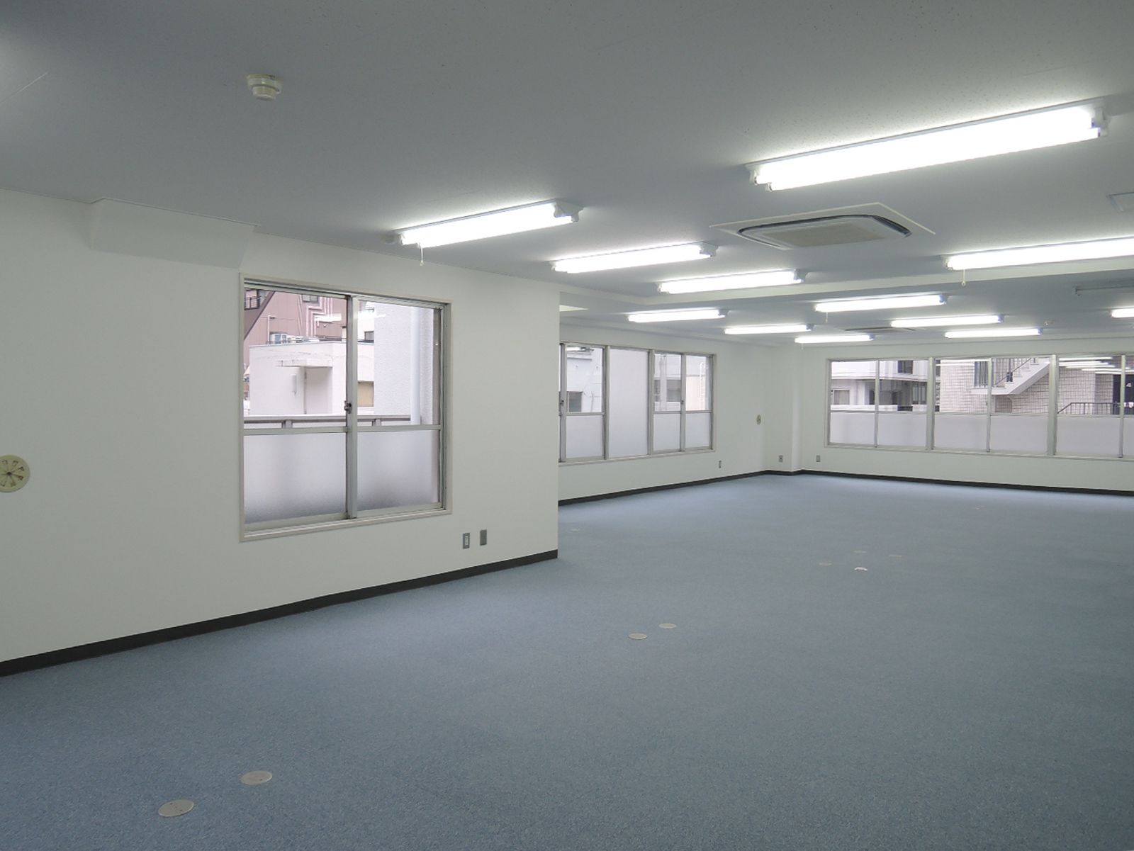 オフィス室内参考画像（3階）