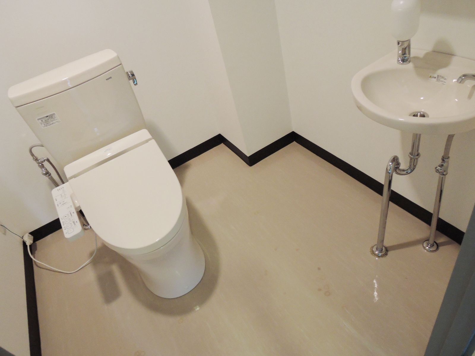 トイレ個室