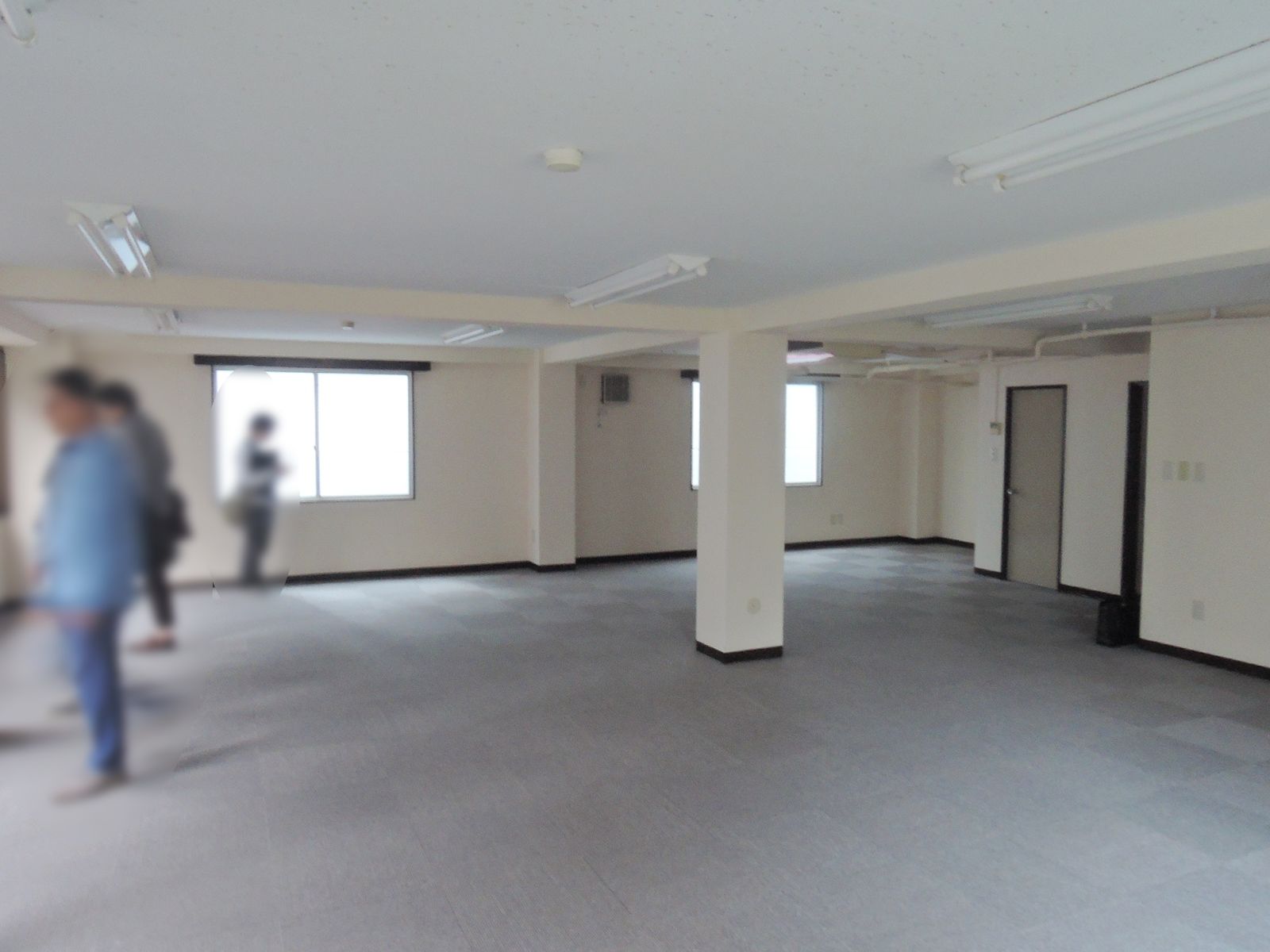 一部柱あり