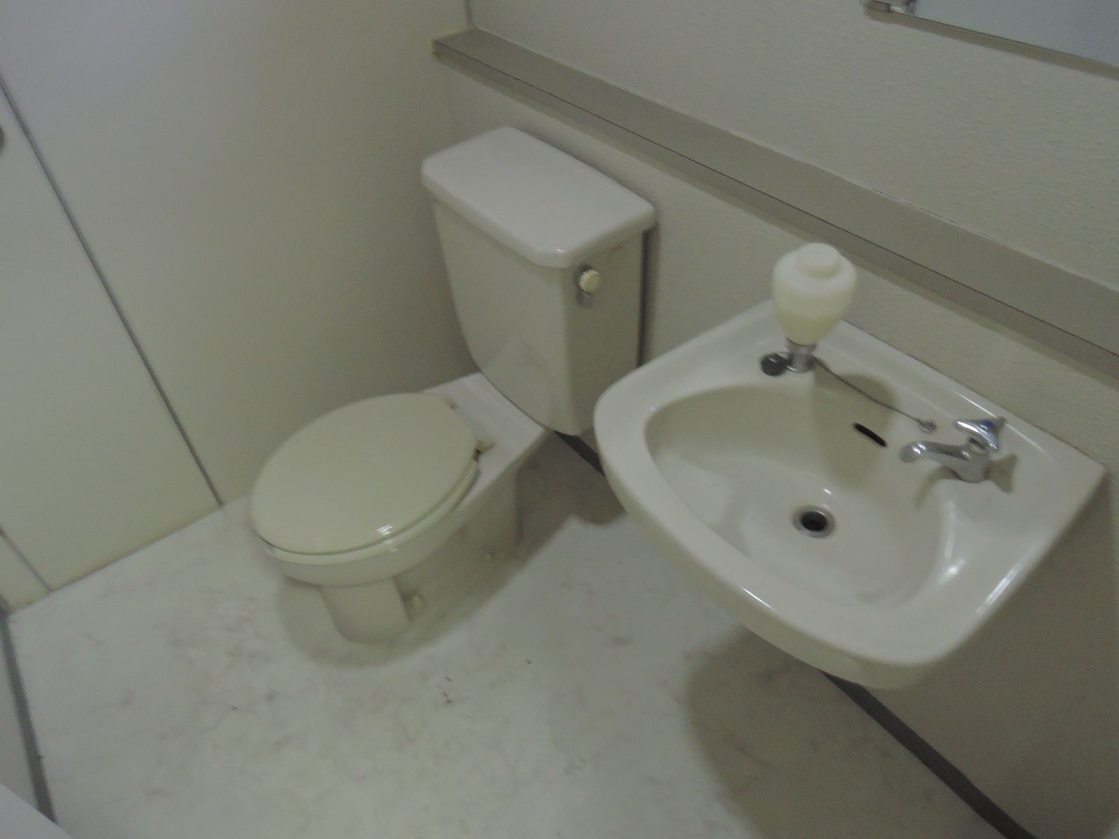 トイレ個室