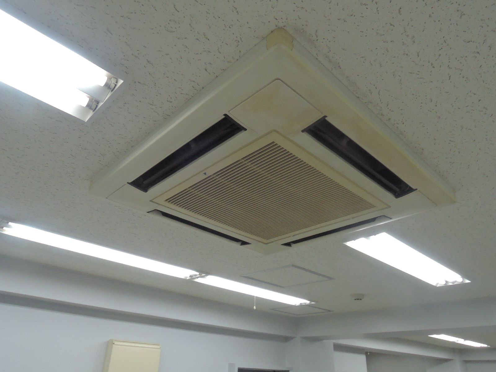 空調吹き出し口