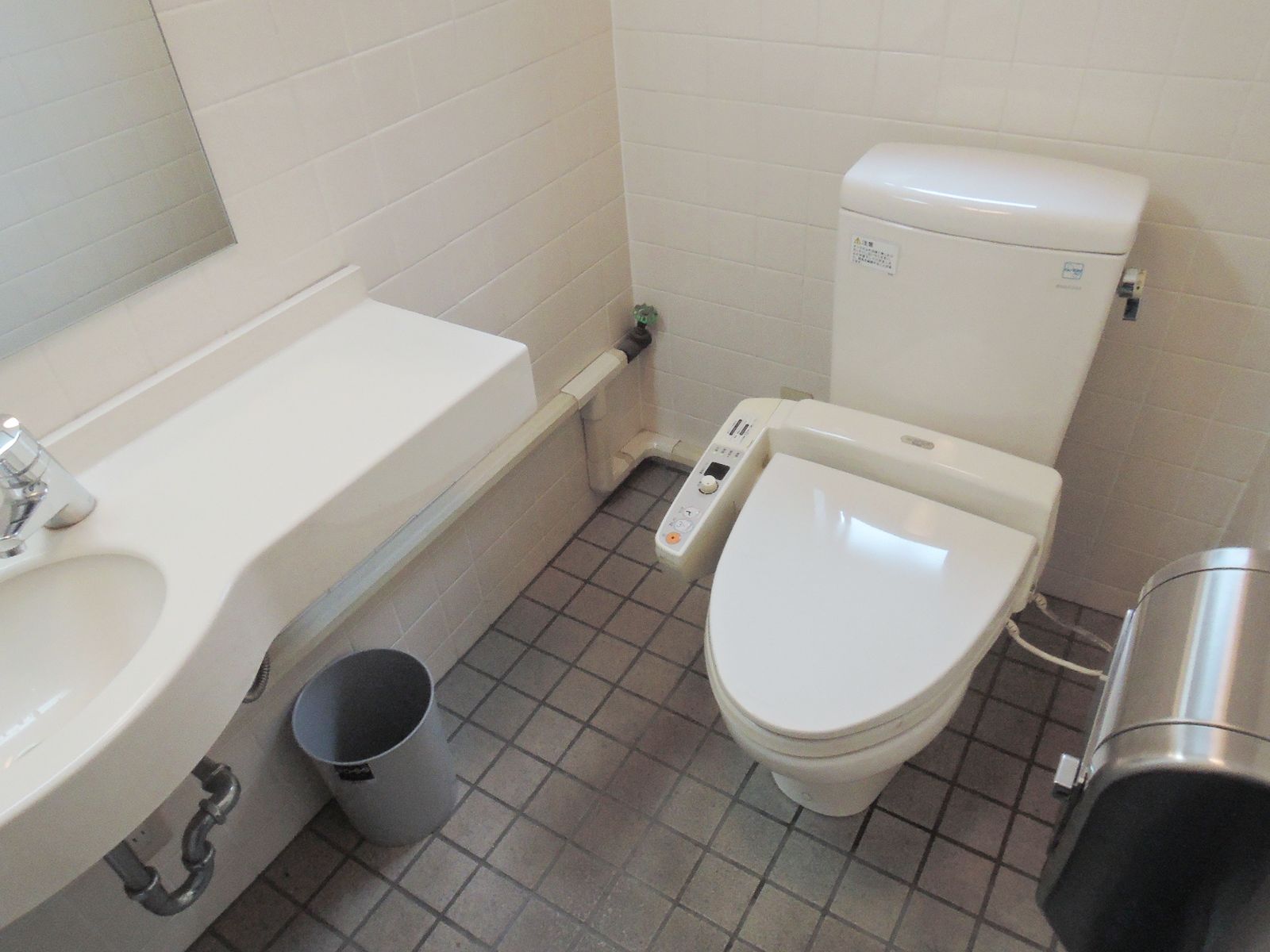 トイレ個室