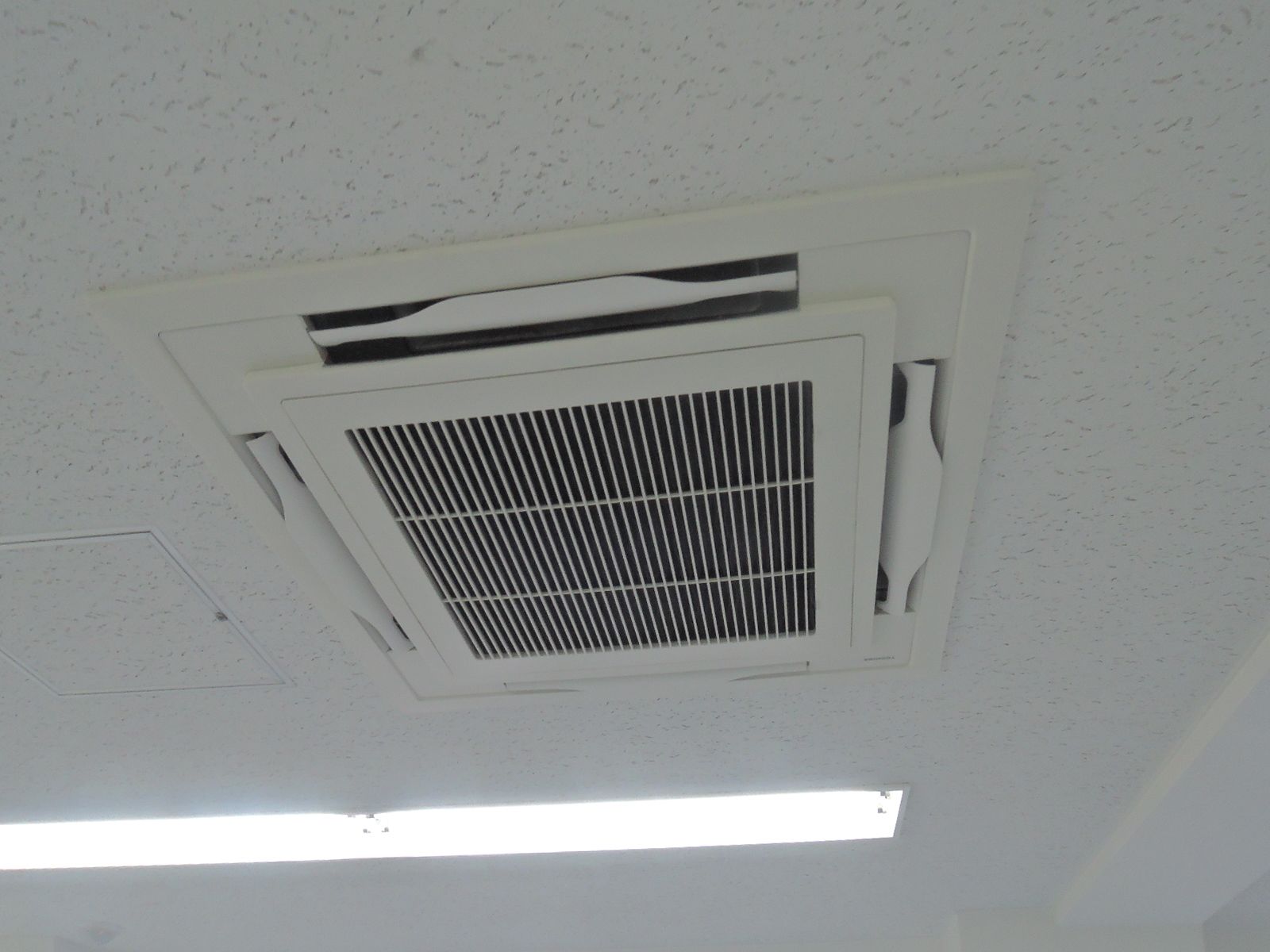空調吹き出し口