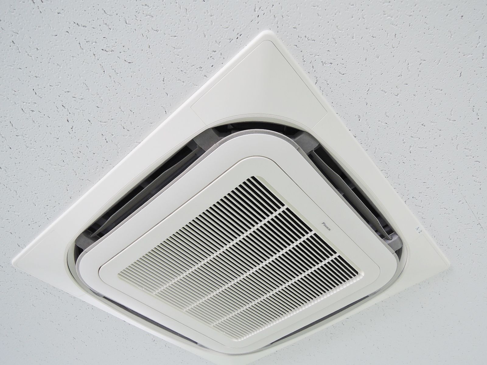空調機器