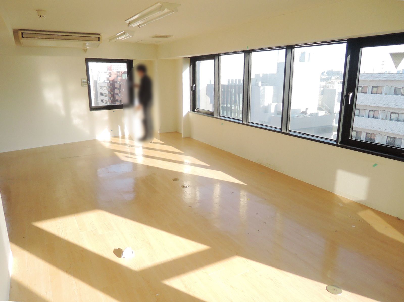オフィス室内参考画像（11階）