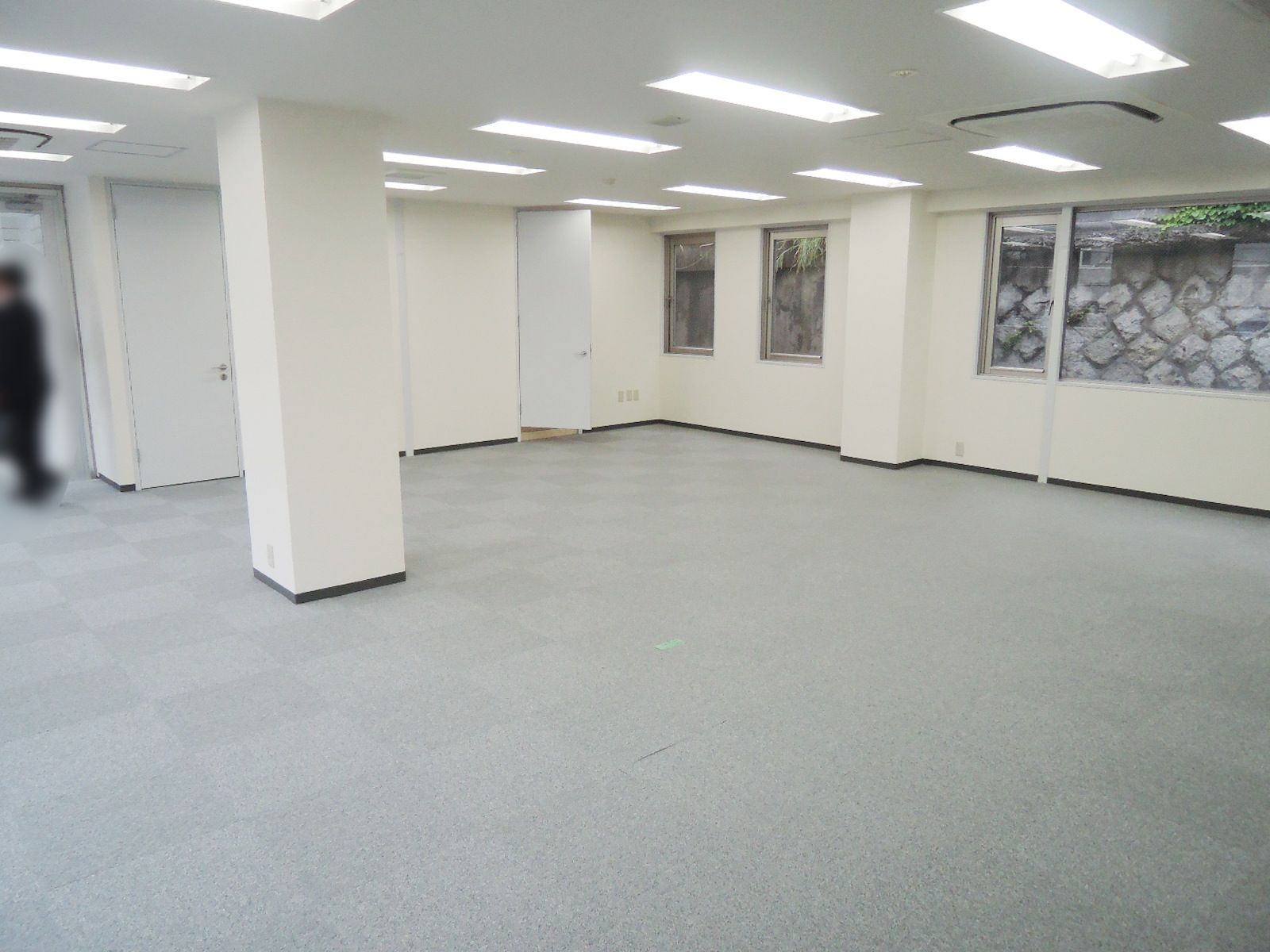 一部柱あり
