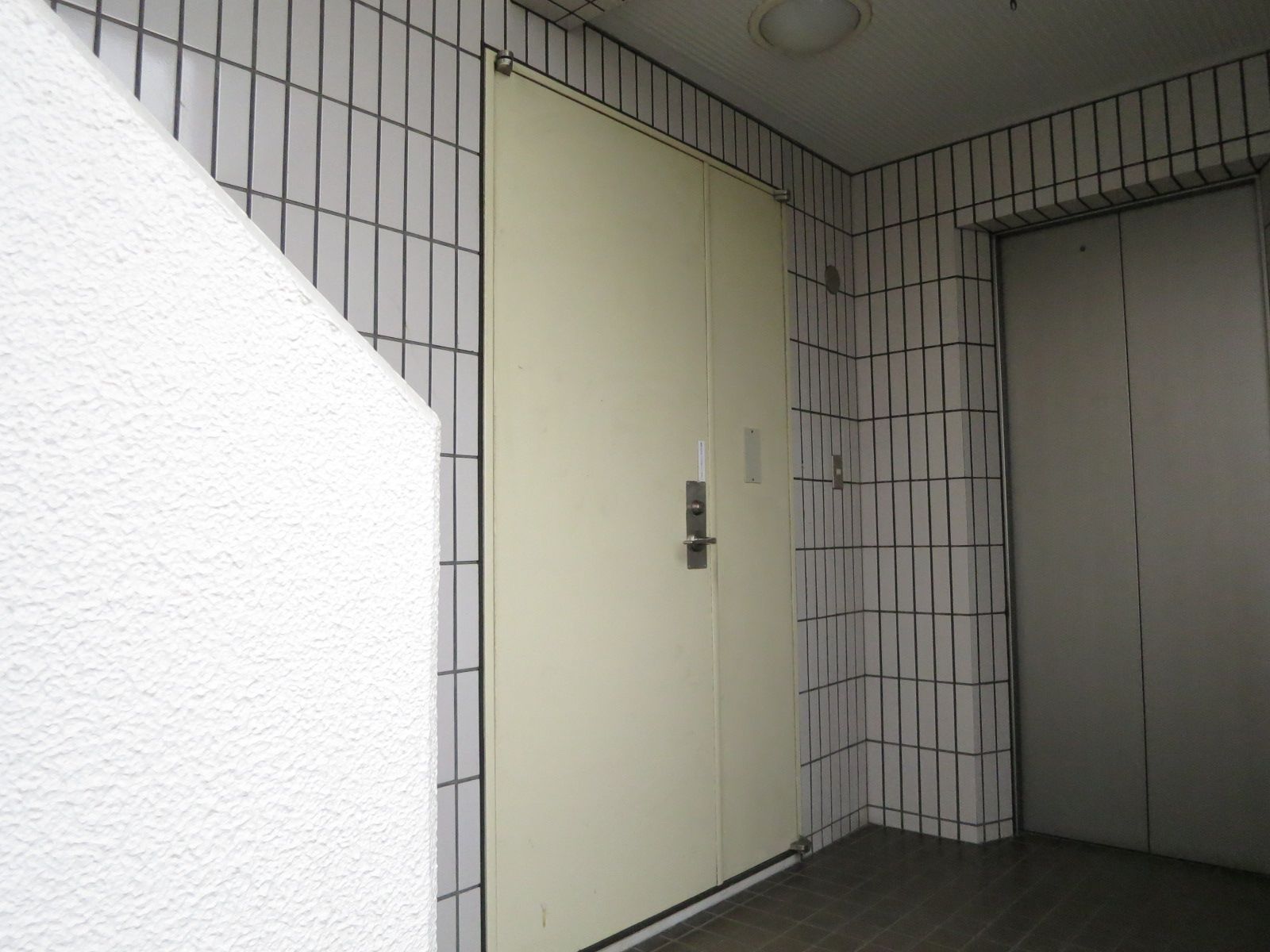 貸室出入口