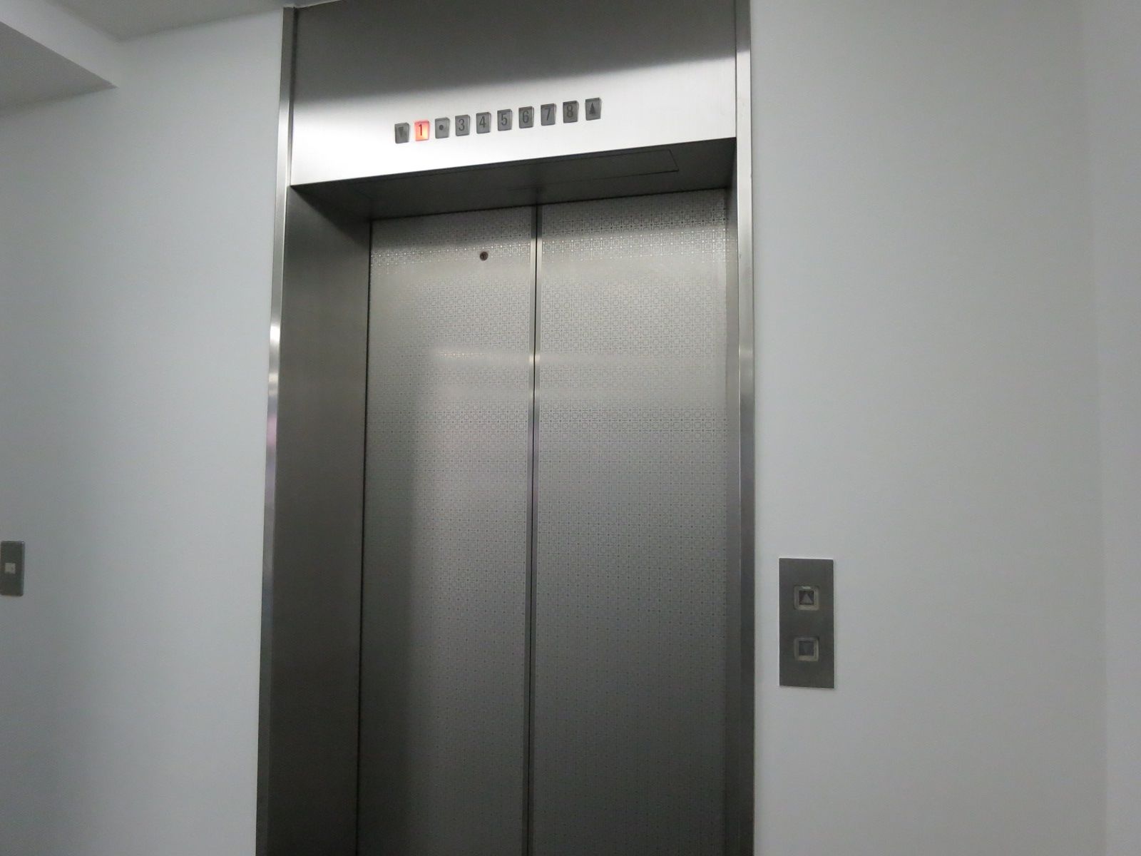 エレベーター