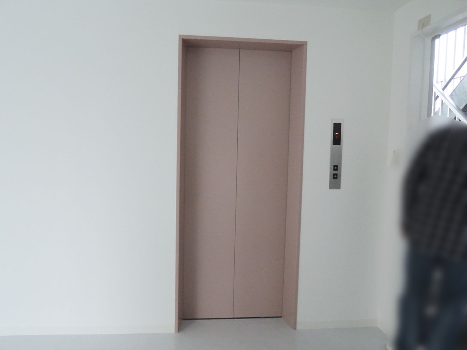 エレベーターからダイレクトイン