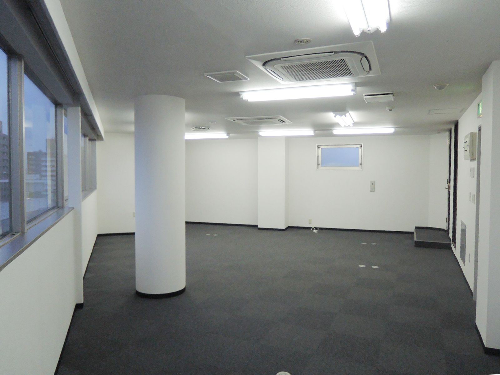 オフィス室内参考画像（7階）
