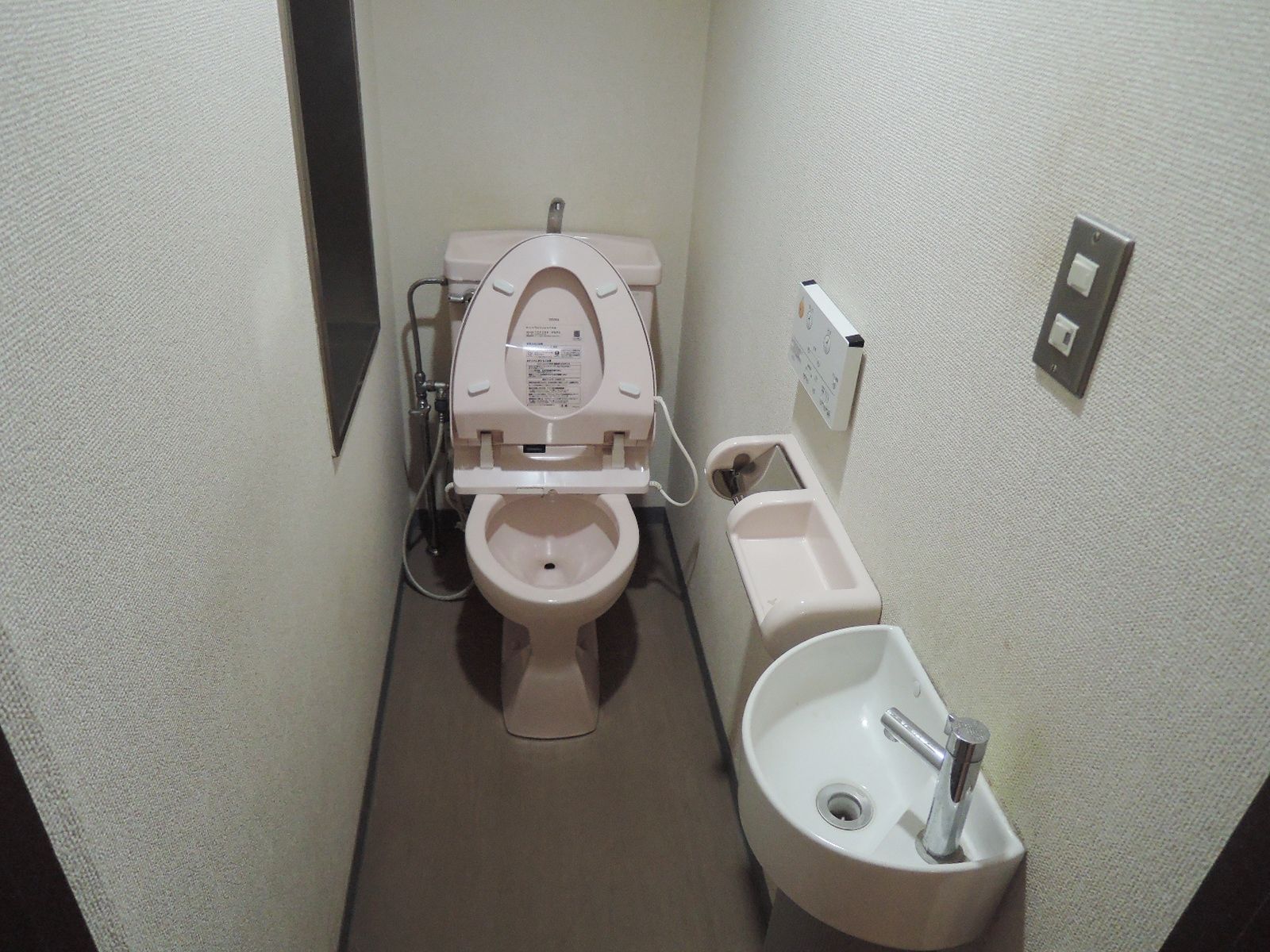 トイレ個室